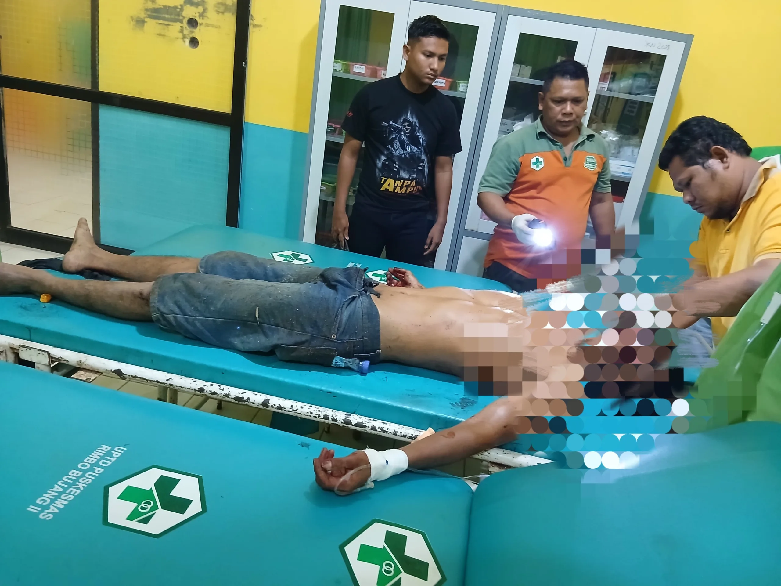 Korban saat di Puskesmas Rimbo Bujang